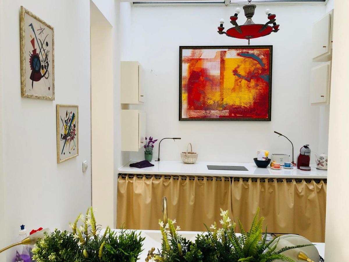 Golden Pearl - Jacuzzi Center Luxury Apartament Sofia